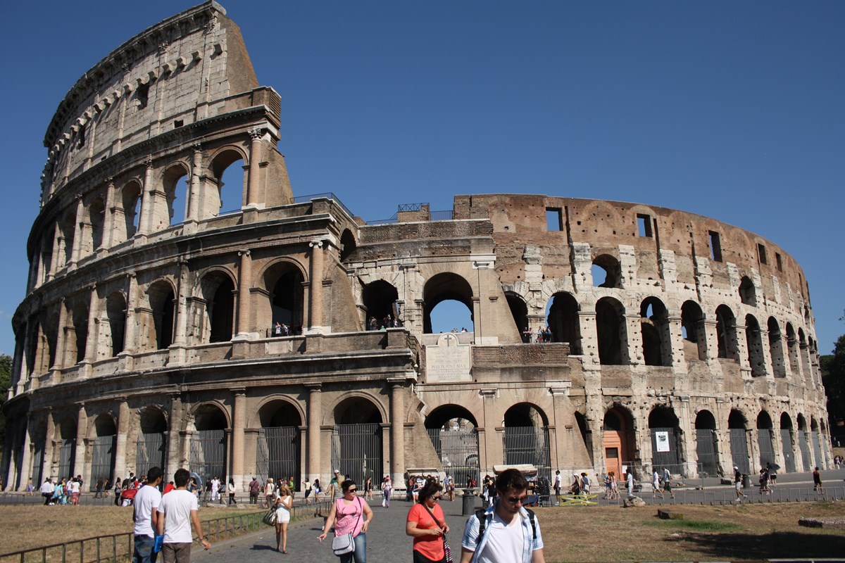 colisee exterieur 1
