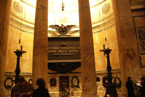 Panthéon tombe Victor Emanuellii