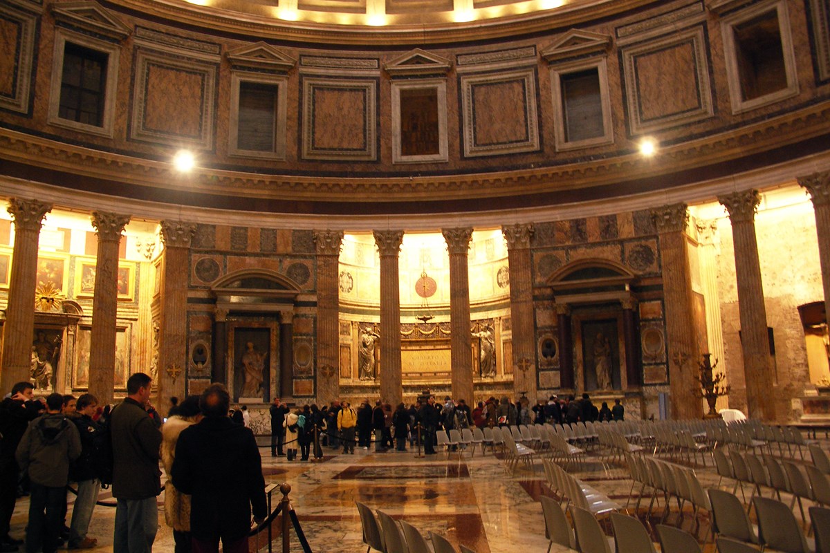 Panthéon  à l'intérieur